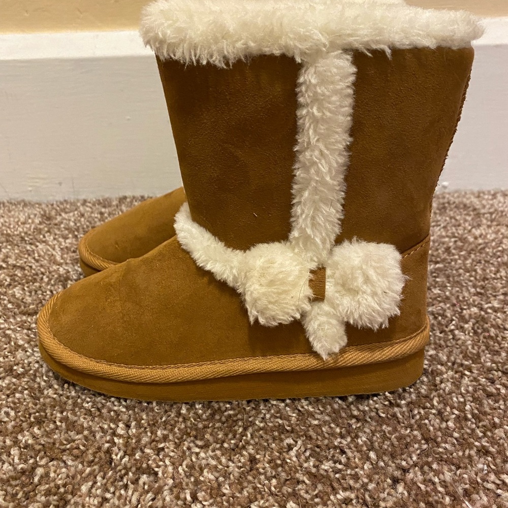 Girls boot size 13